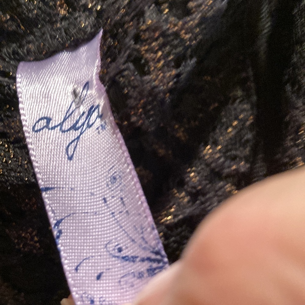 154. ALGA DRESS - Picture 4 of 7